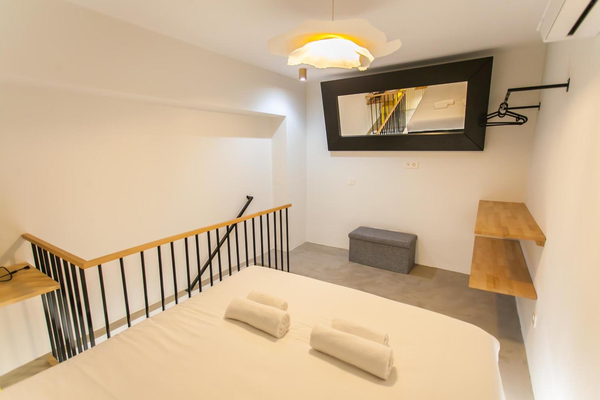 Apartamento Guernica Luxury Duplex - Location, Light, And Art Madrid Exterior foto